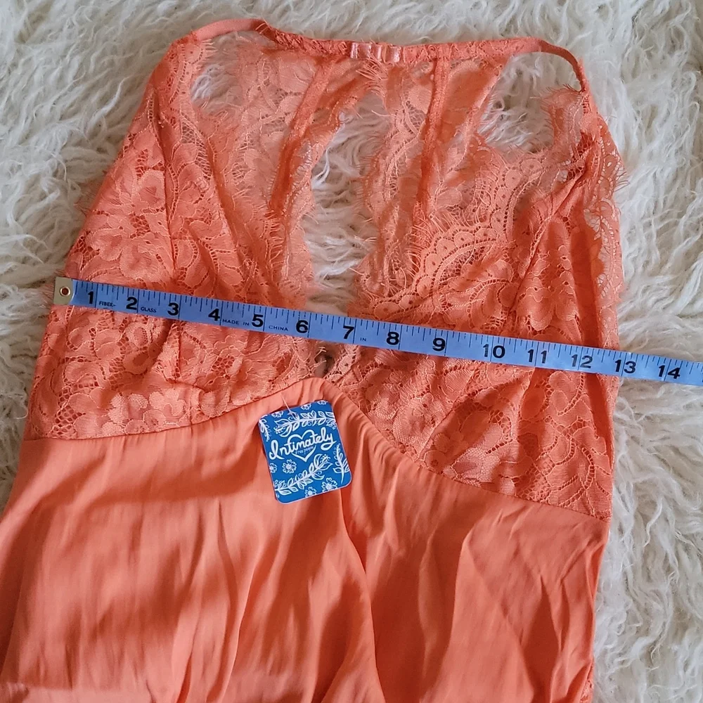 Free People Melrose Coralina Eyelash Lace Open Back Thong Bodysuit - Picture 7 of 10